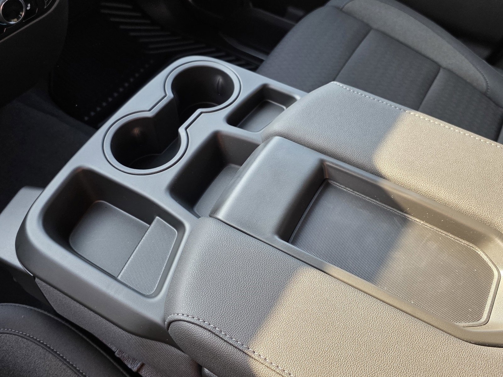 2025 Chevrolet Silverado 1500 LT photo 27