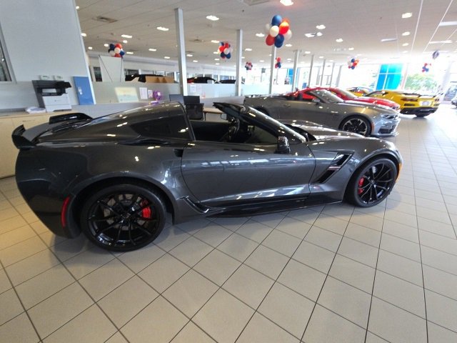 2017 Chevrolet Corvette Grand Sport 2LT photo 4