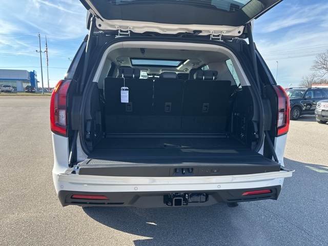 2025 Ford Expedition photo 4