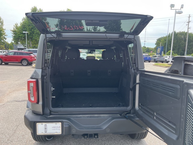 2023 Ford Bronco Outer Banks photo 17