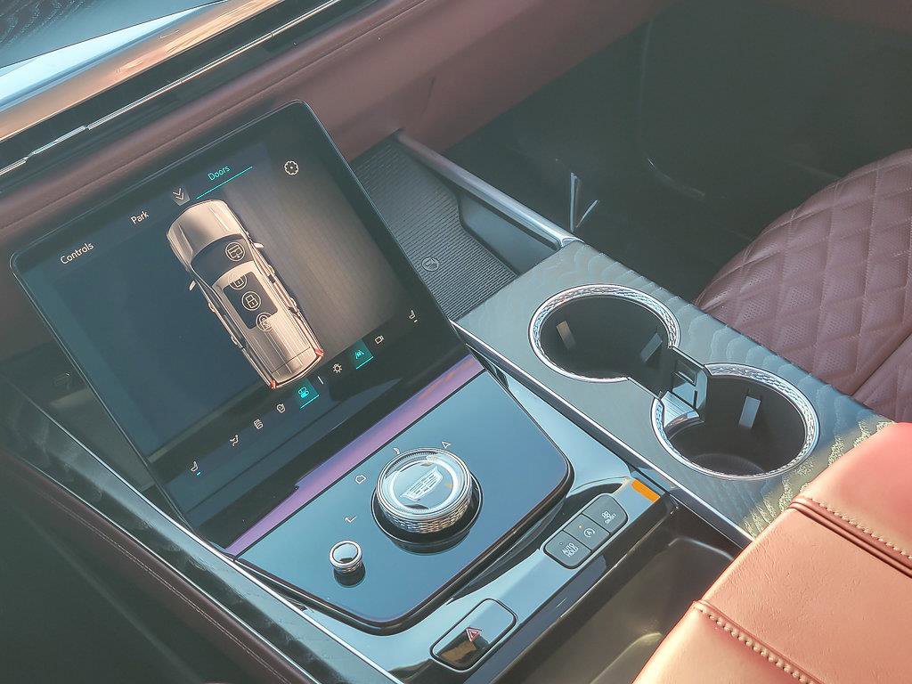 2025 CADILLAC ESCALADE - Image 24