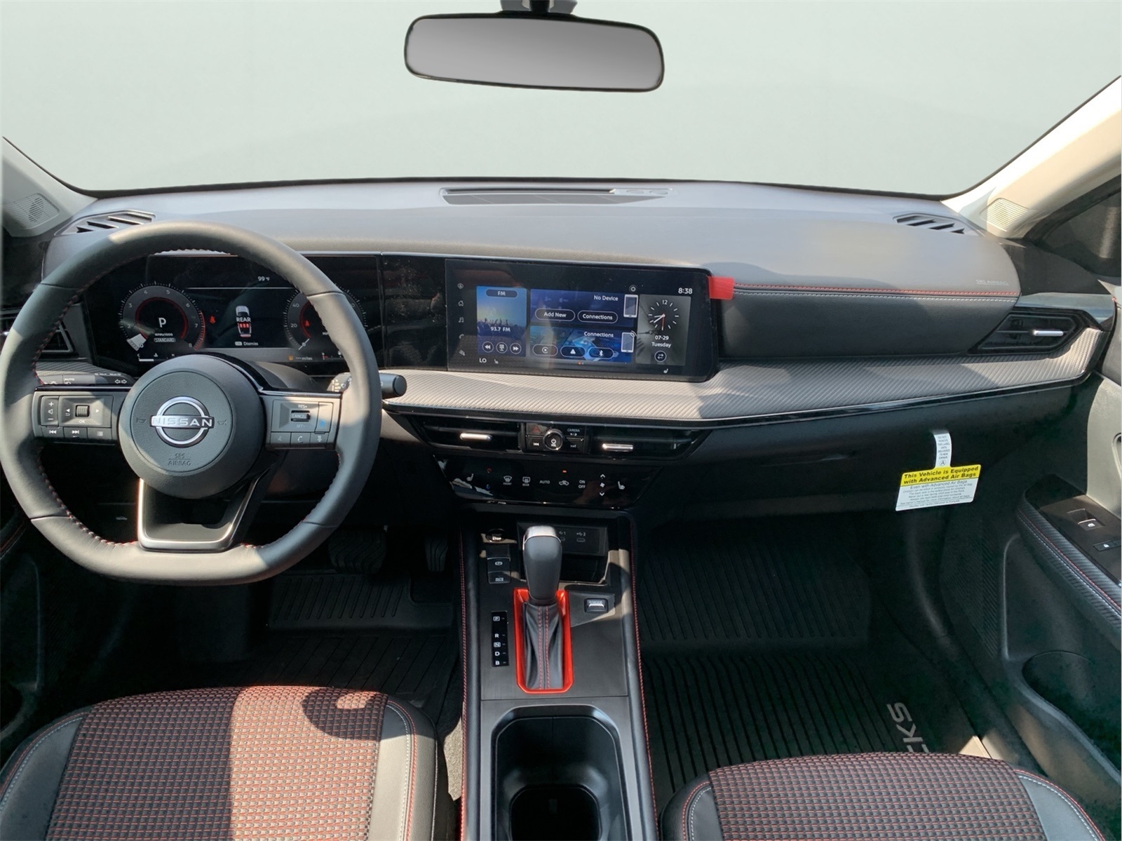 2025 Nissan Kicks SR photo 24