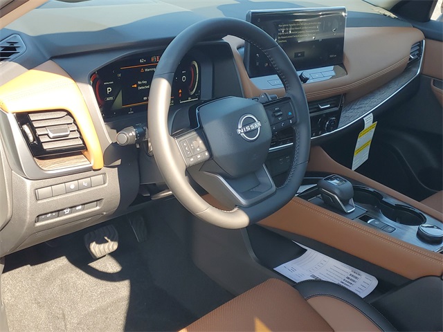 2026 Nissan Rogue Platinum photo 10