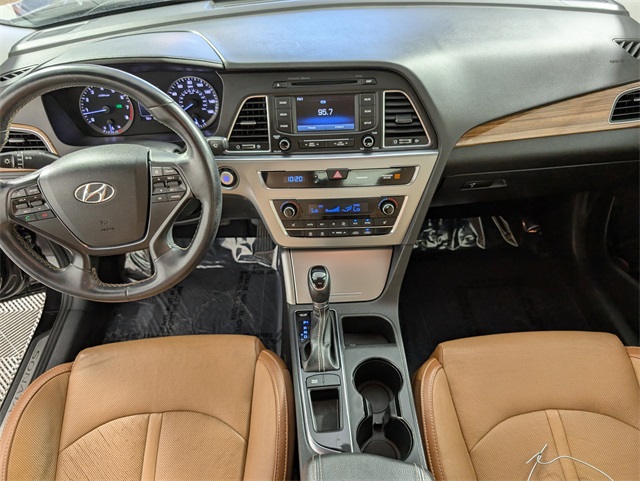 2015 Hyundai Sonata Limited photo 9