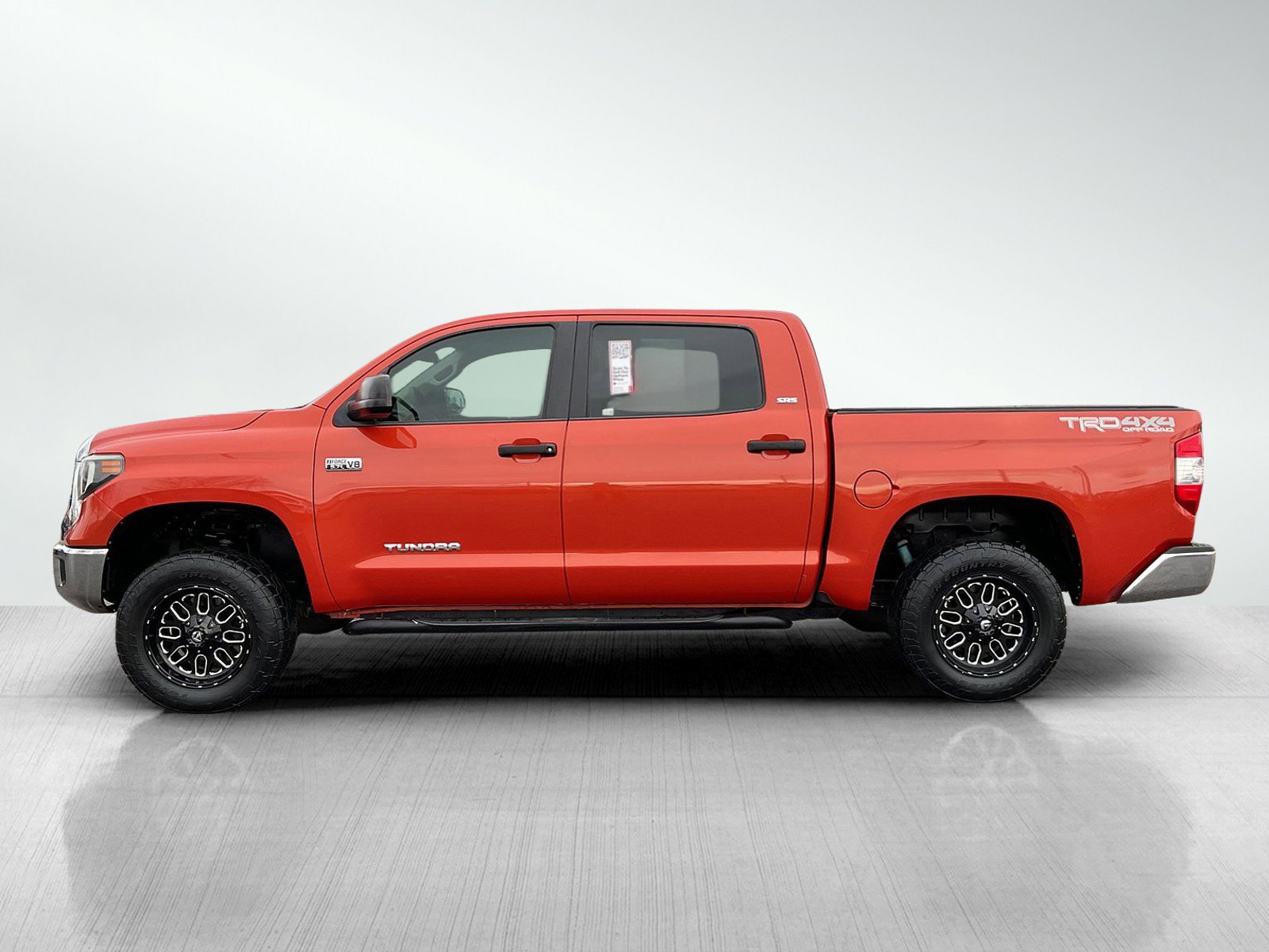 Used 2016 Toyota Tundra SR5 with VIN 5TFDW5F17GX541450 for sale in Brainerd, Minnesota