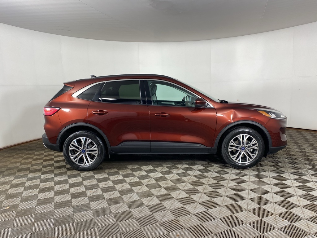 2021 Ford Escape SEL photo 4