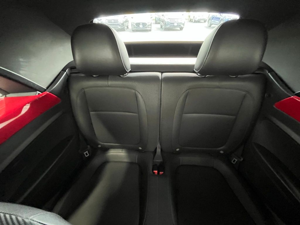 2018 Volkswagen Beetle S photo 20
