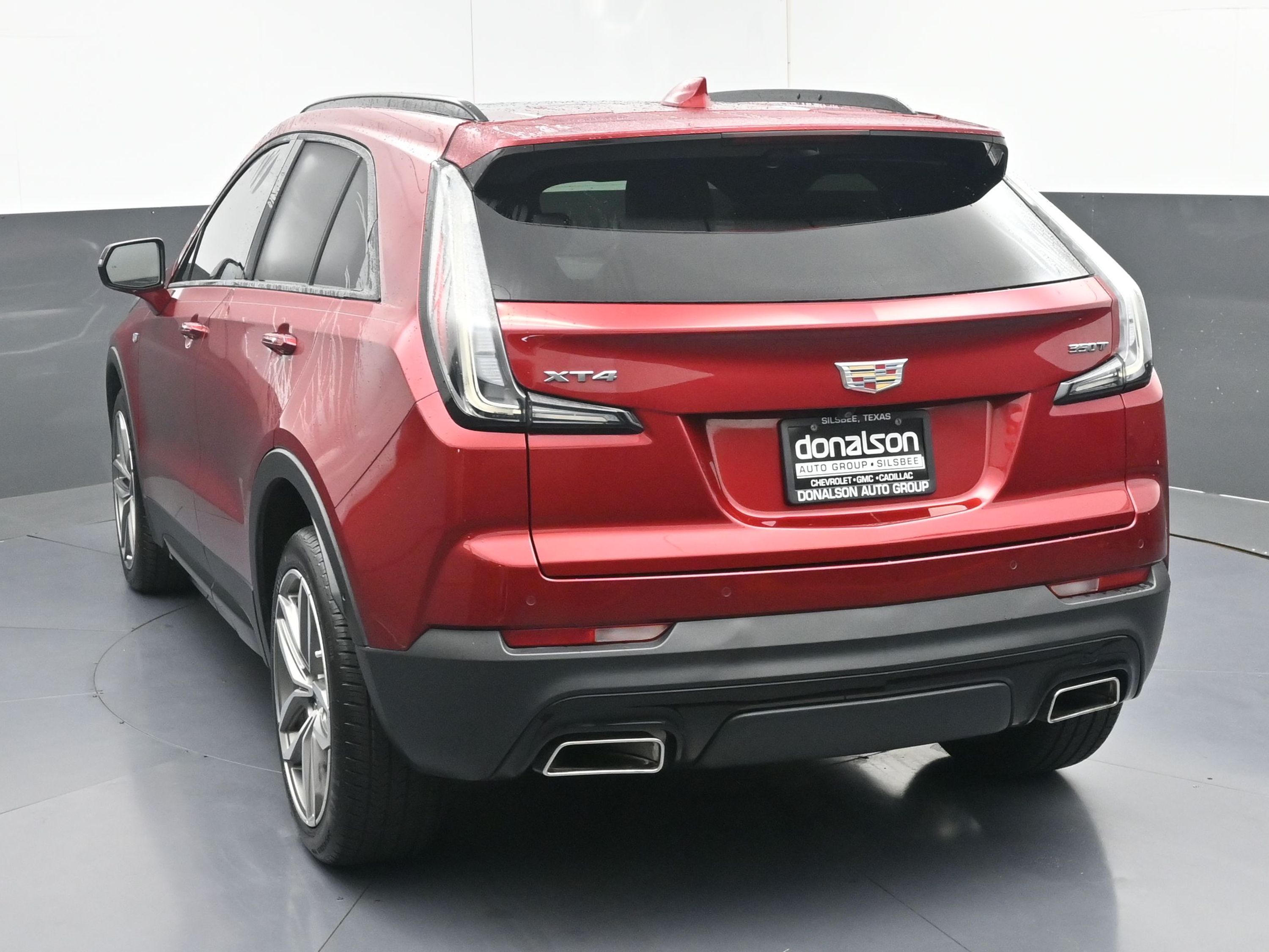 2023 Cadillac XT4 Sport photo 3
