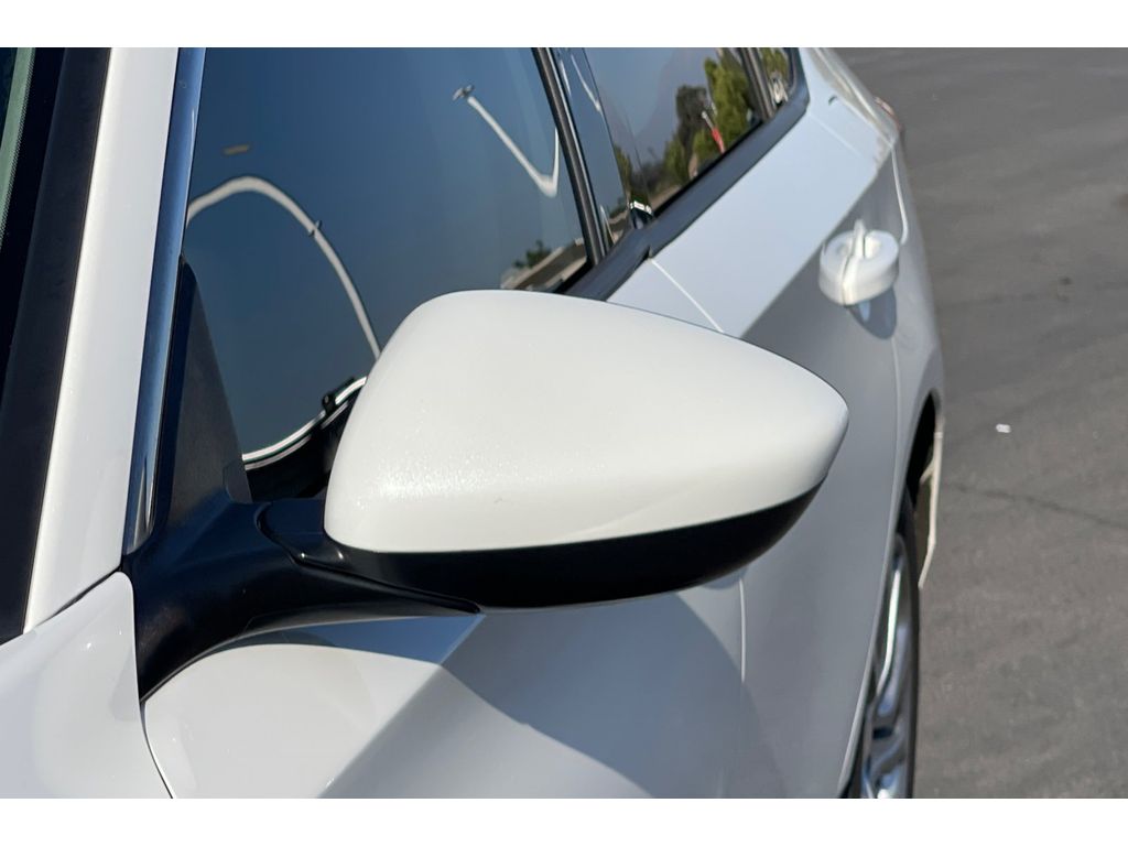 2020 Honda Accord LX photo 16