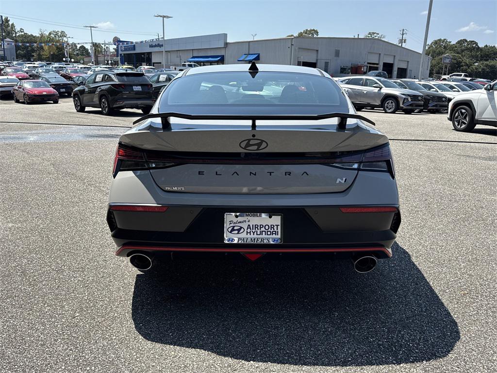 2025 Hyundai Elantra N photo 4