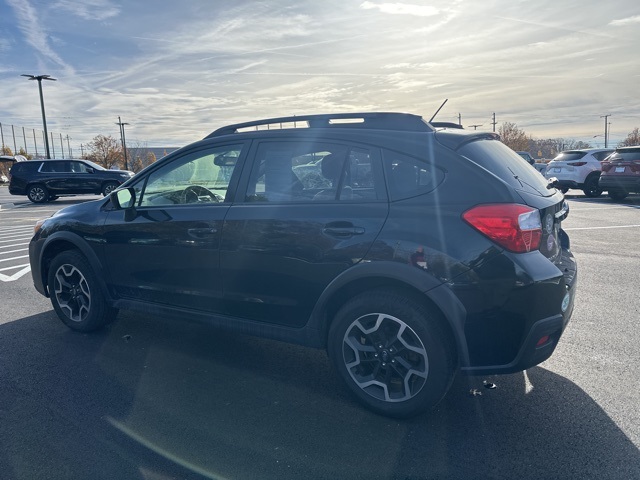 2016 Subaru Crosstrek Premium photo 2