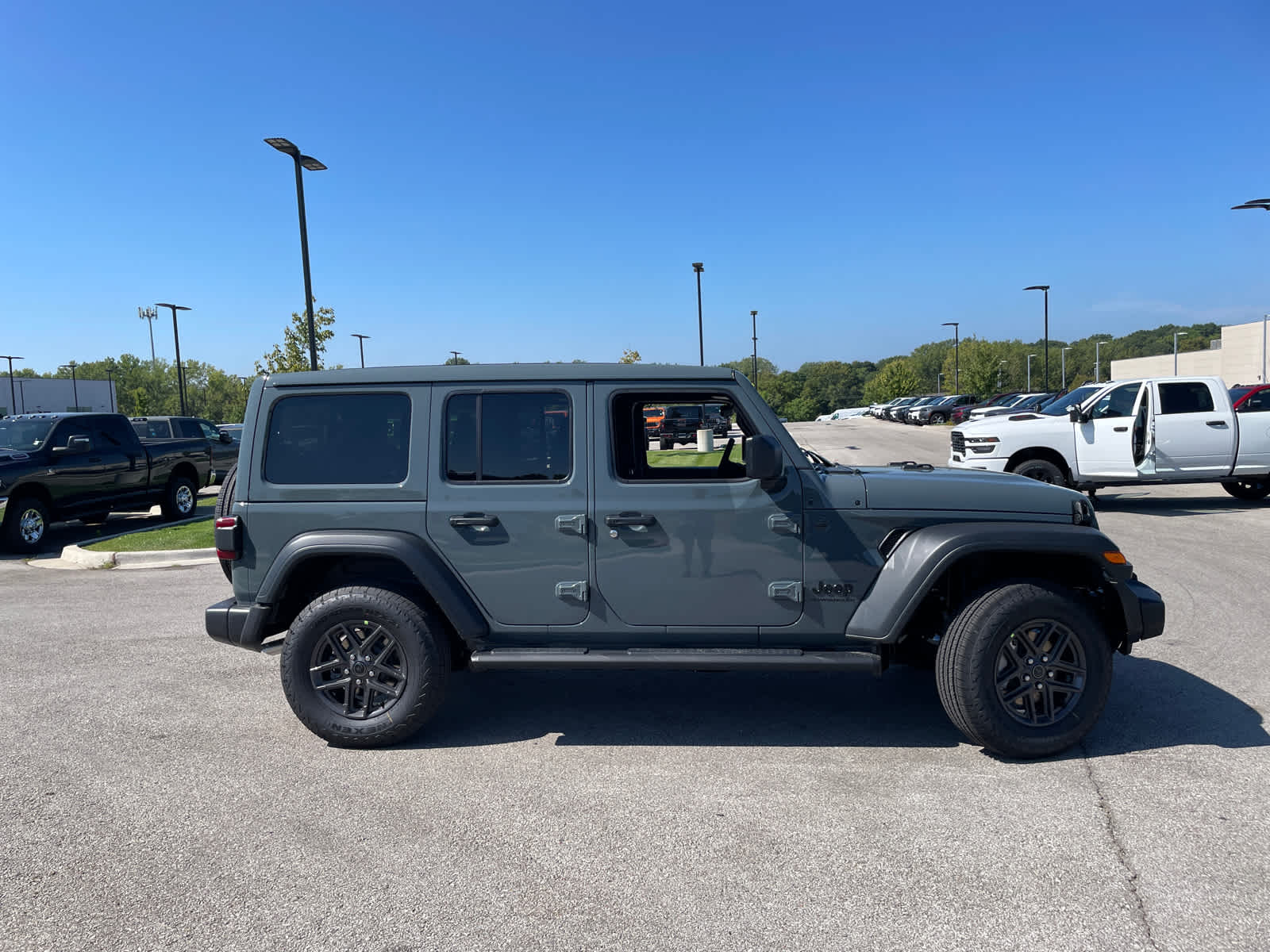 2025 Jeep Wrangler Sport S photo 10