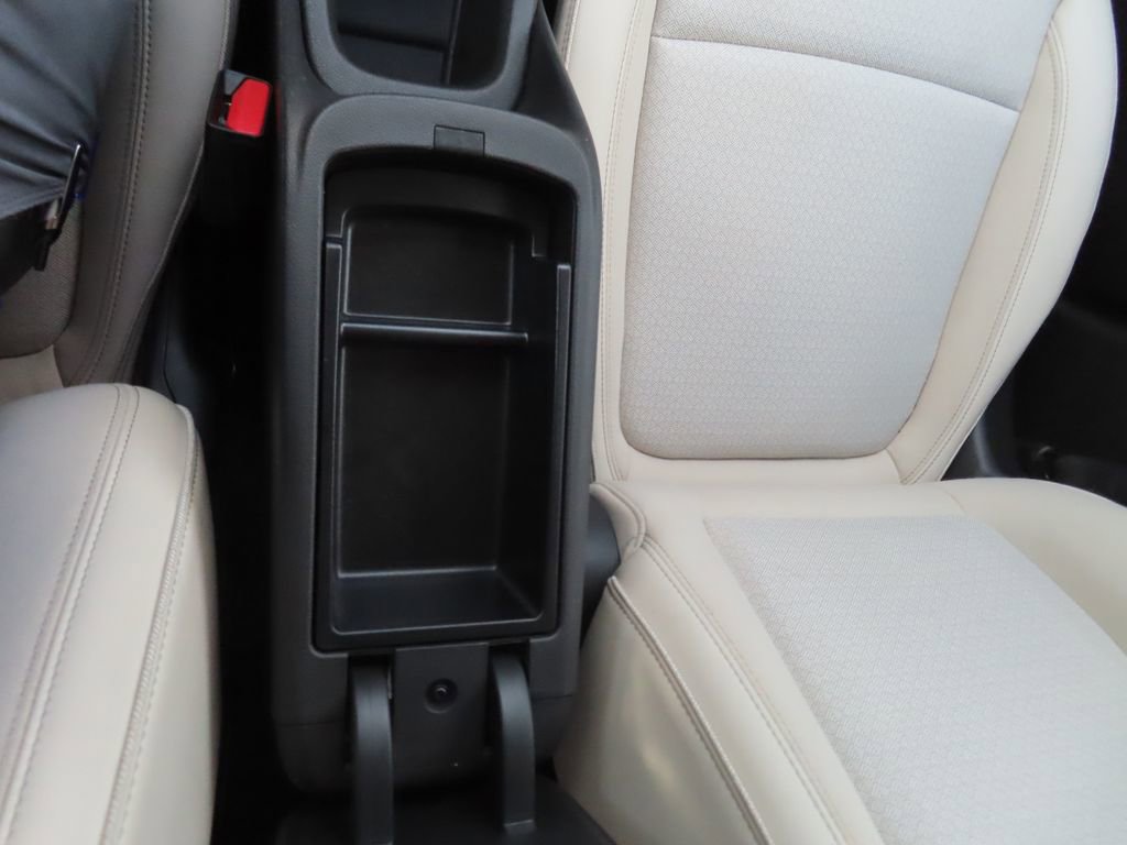 2025 Buick Encore GX Preferred photo 13