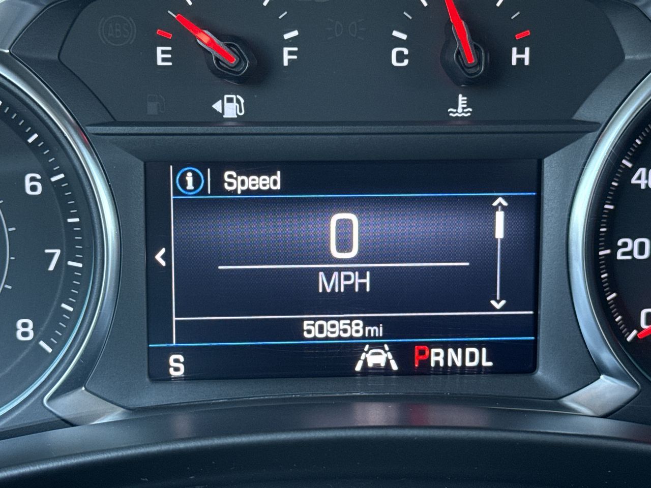 2023 Chevrolet Equinox LT photo 3
