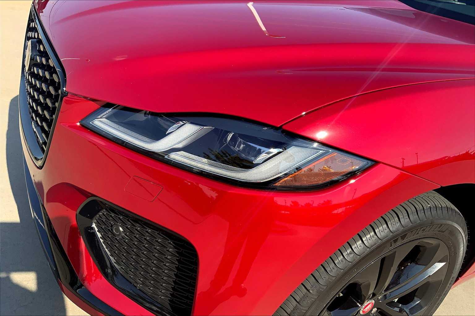 2024 Jaguar F-PACE P250 R-Dynamic S photo 25