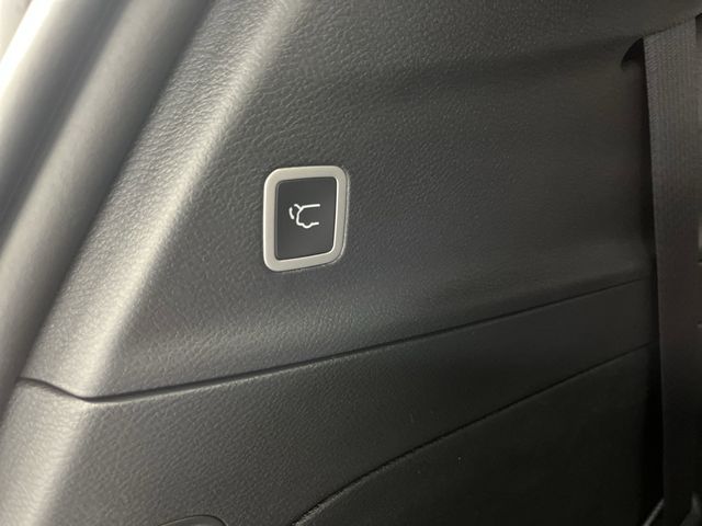 2025 Chrysler Pacifica photo 14
