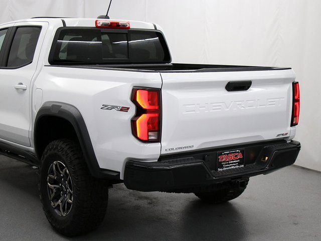 2026 Chevrolet Colorado ZR2 photo 8