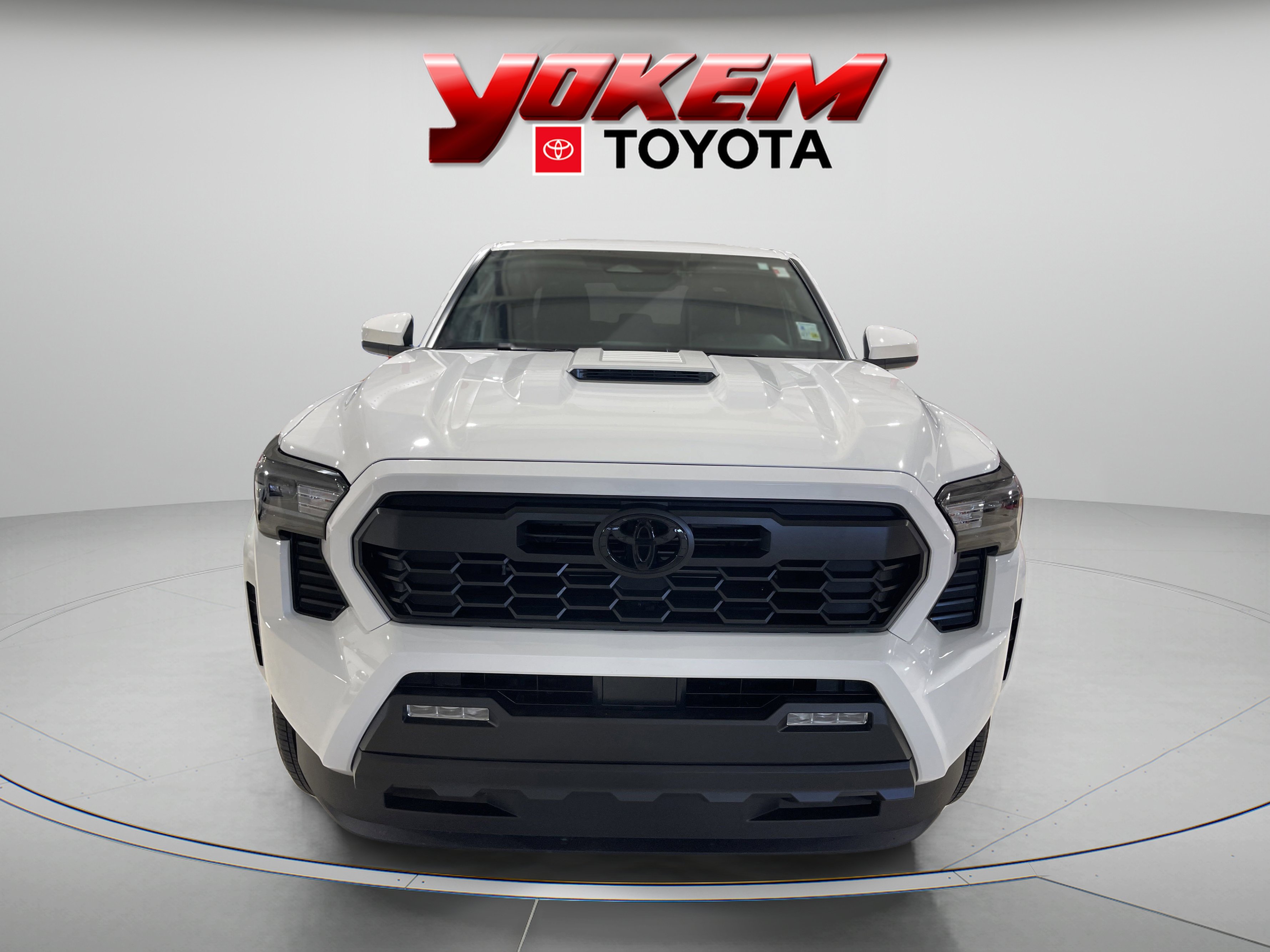 2024 Toyota Tacoma TRD Sport photo 7