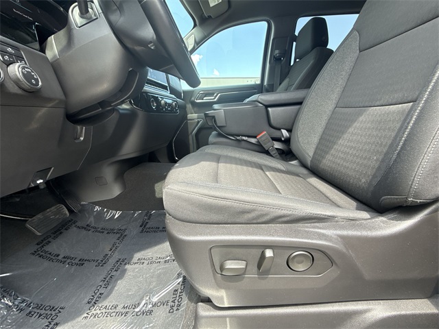 2024 Chevrolet Silverado 1500 LT photo 12