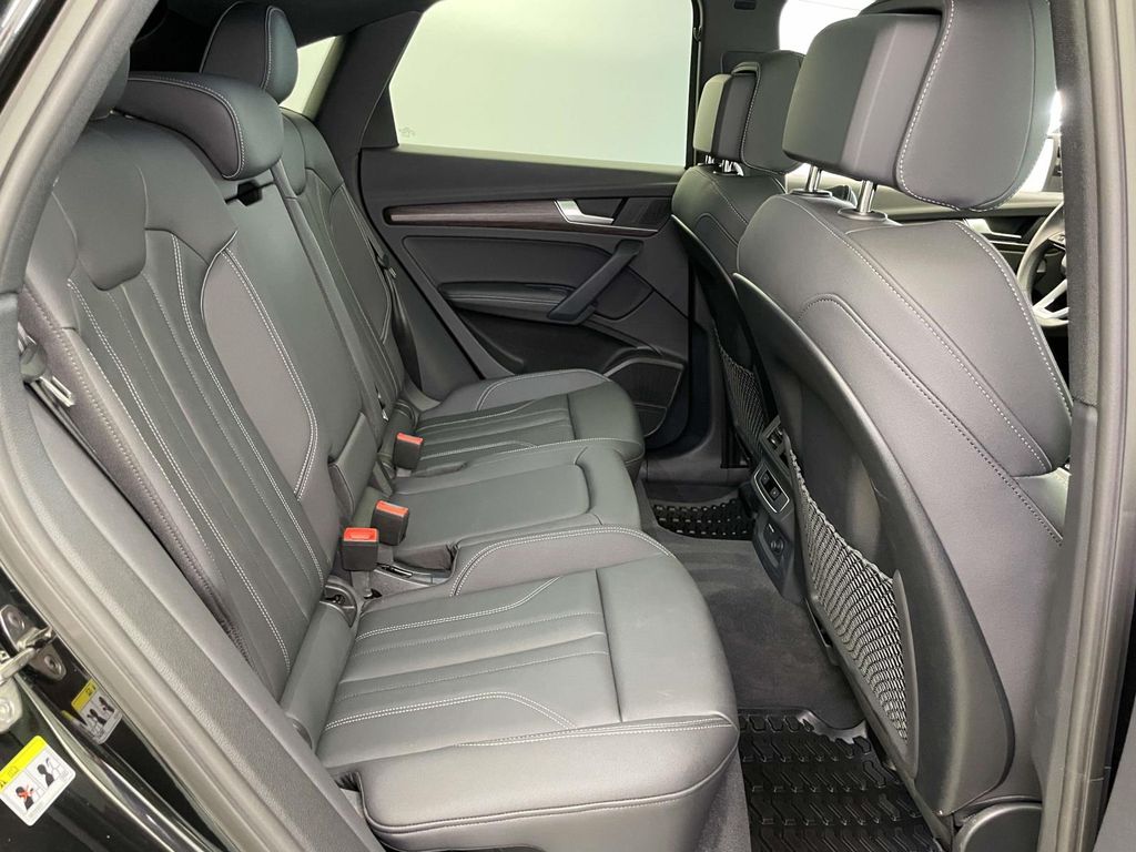 2025 Audi Q5 45 S line Premium Plus photo 20
