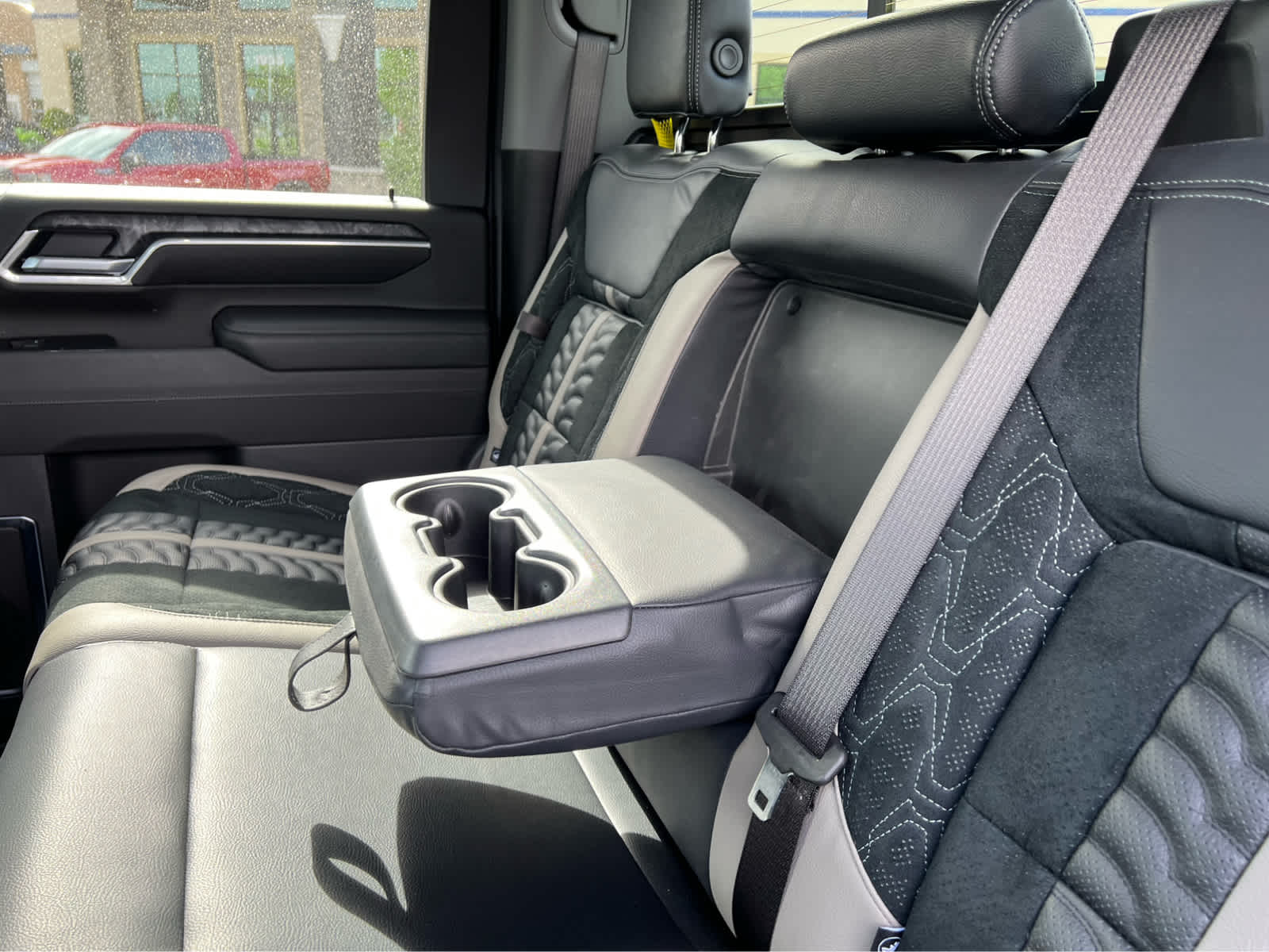 2025 Chevrolet Silverado 2500HD LT photo 30