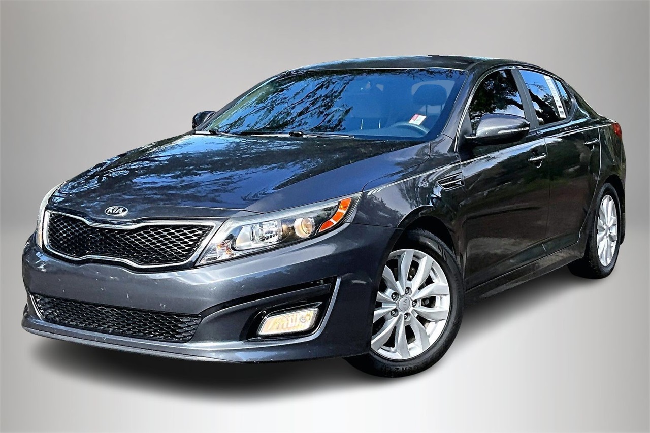 2015 Kia Optima LX's photo