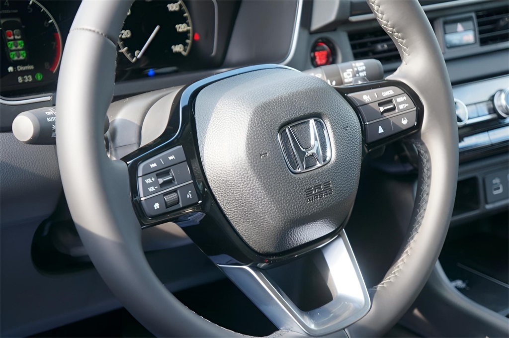 2025 Honda Pilot Touring photo 6
