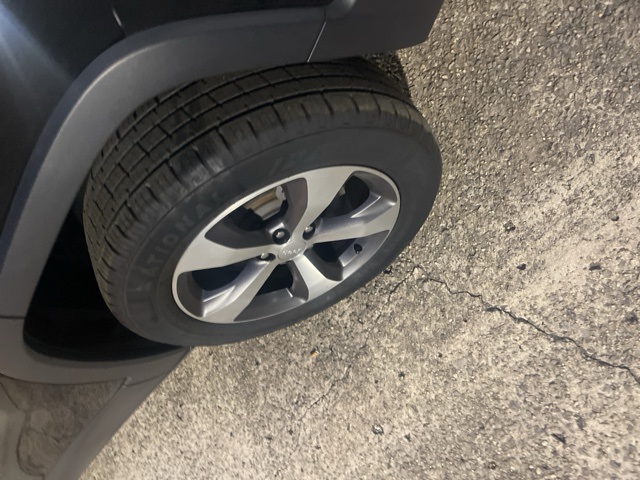 2022 Jeep Cherokee Limited photo 4