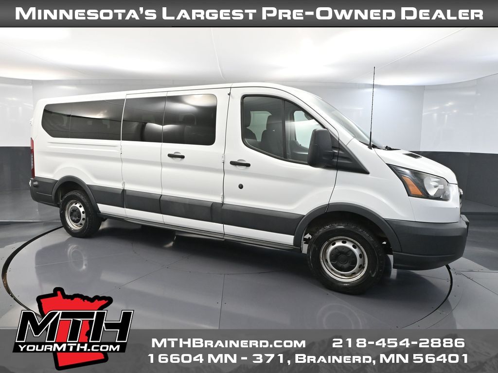 2016 Ford Transit XL's photo