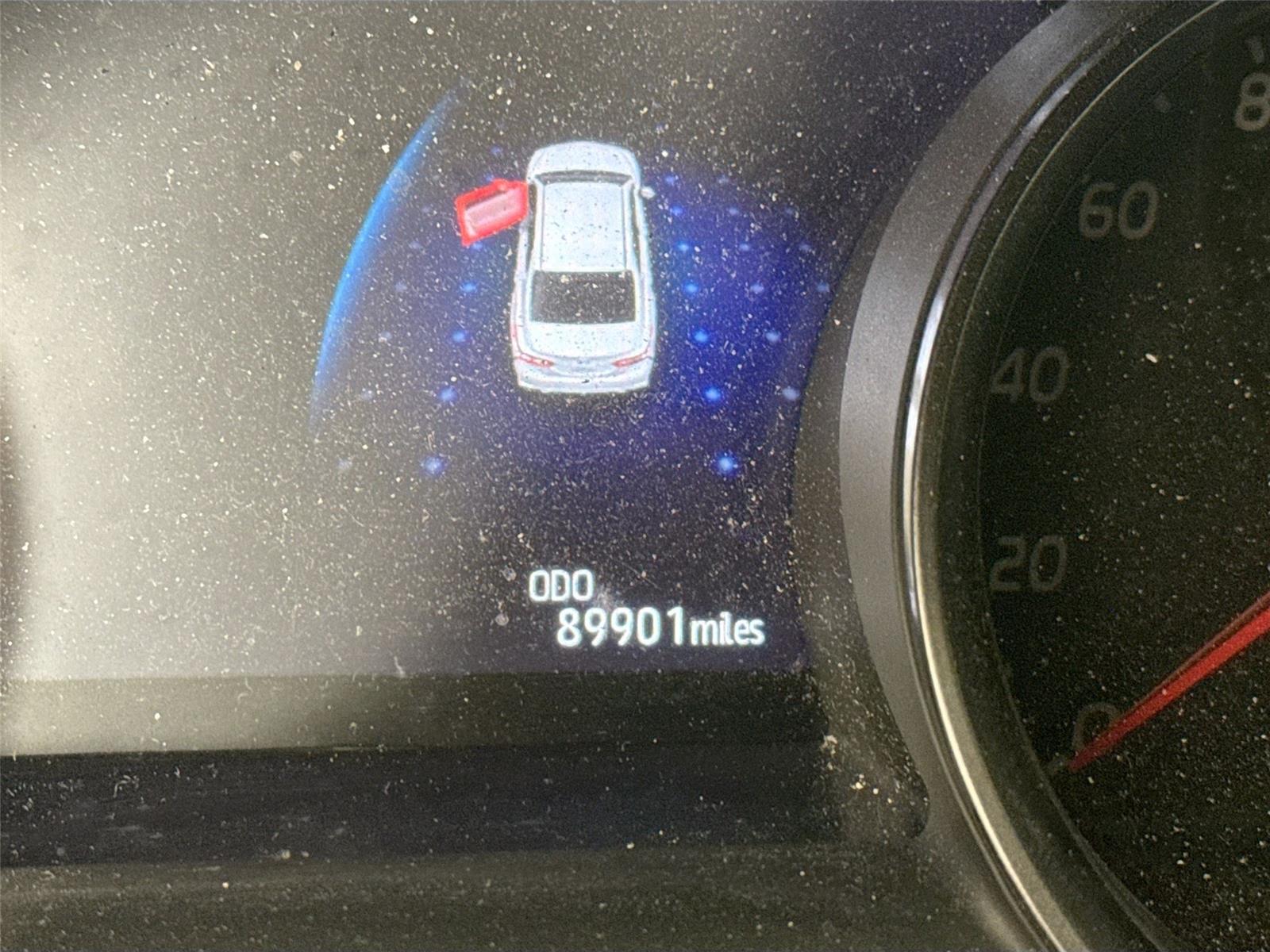 2021 Toyota Camry XSE photo 13