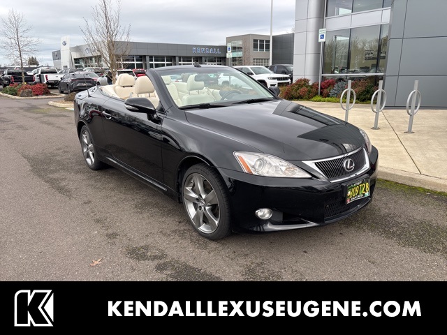 2010 Lexus IS 350's photo