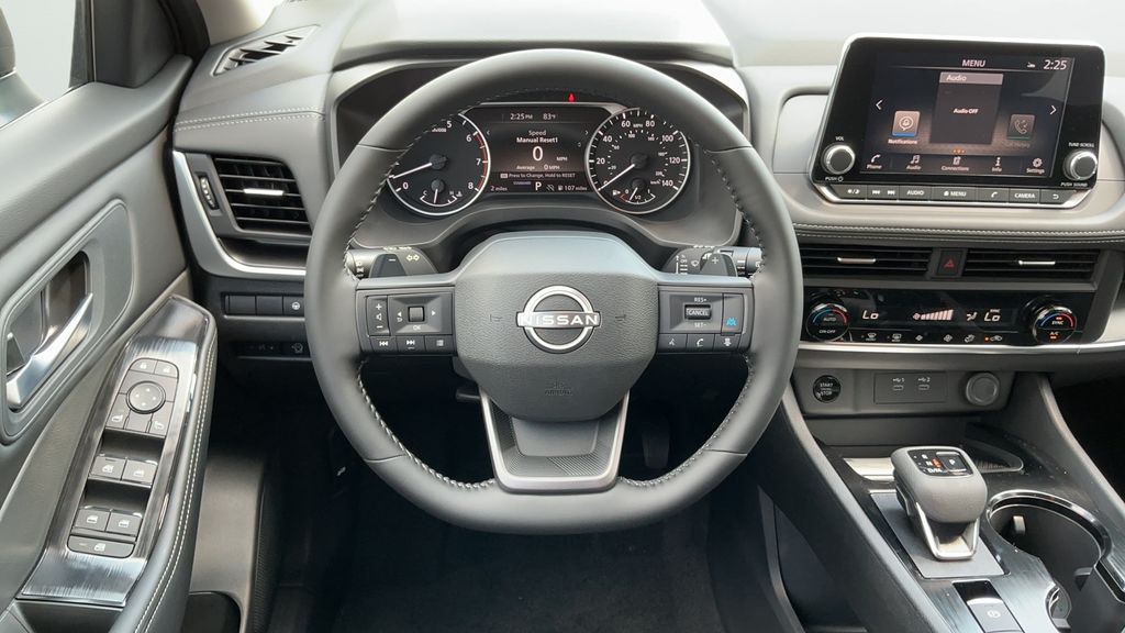 2026 Nissan Rogue SV photo 12