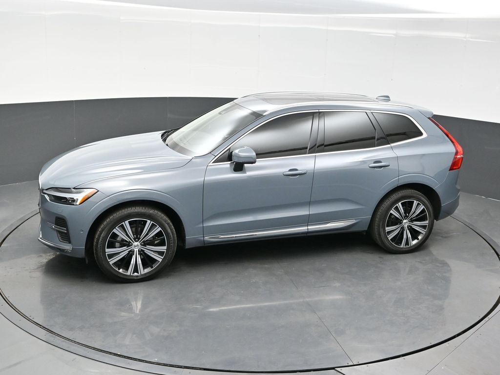 2023 Volvo XC60 B5 Plus photo 29