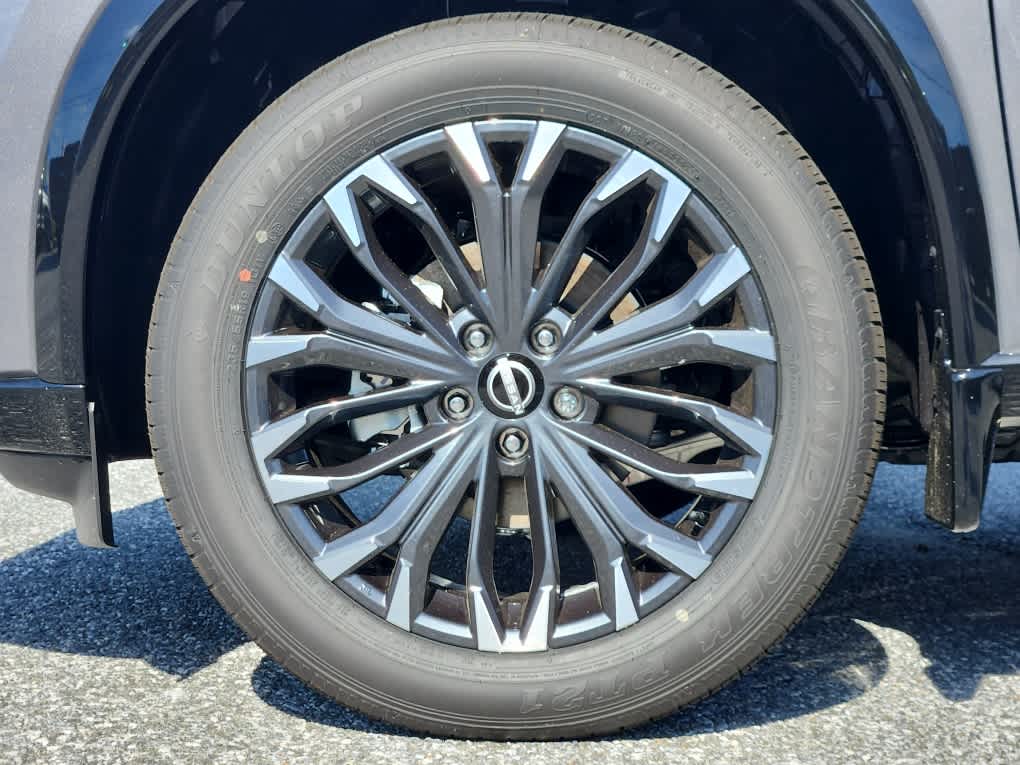 2026 Nissan Rogue Platinum AWD photo 4