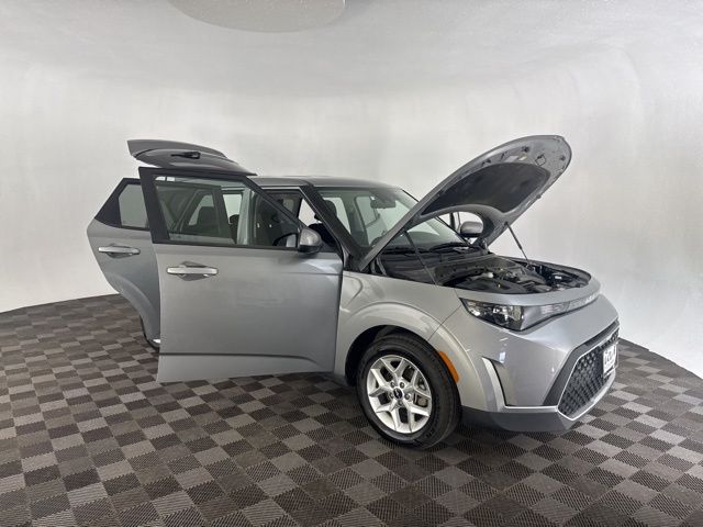 2023 Kia Soul LX photo 9