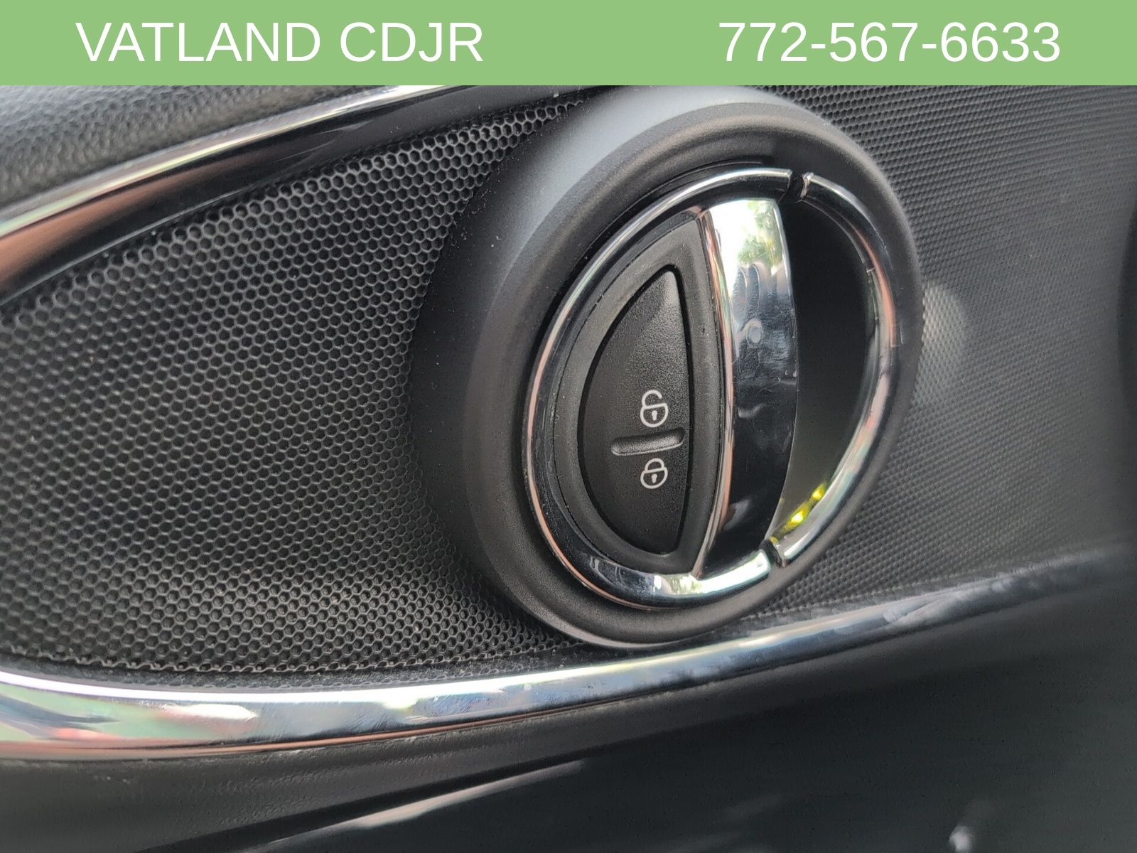 2016 Mini Clubman Base photo 16