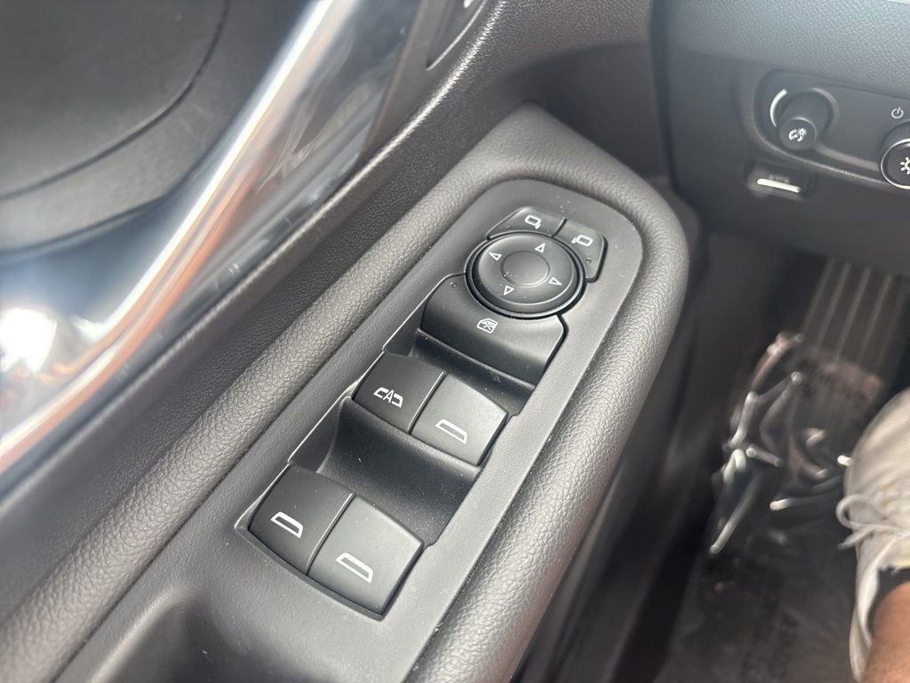 2024 Gmc Terrain SLE photo 16
