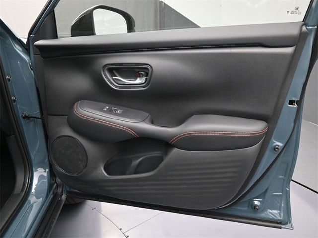 2026 Honda HR-V Sport photo 2