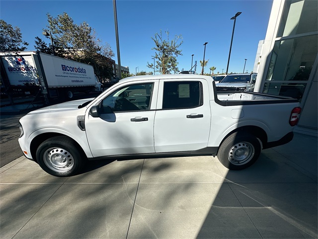 2025 Ford Maverick XL photo 4