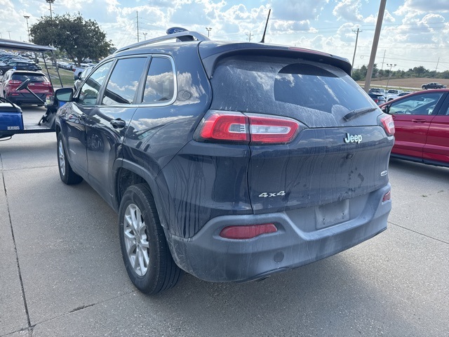 2016 Jeep Cherokee Latitude photo 3