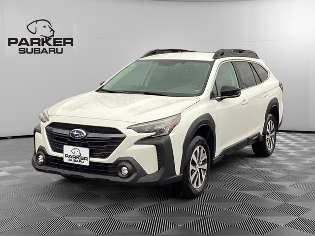 2025 Subaru Outback Premium's photo
