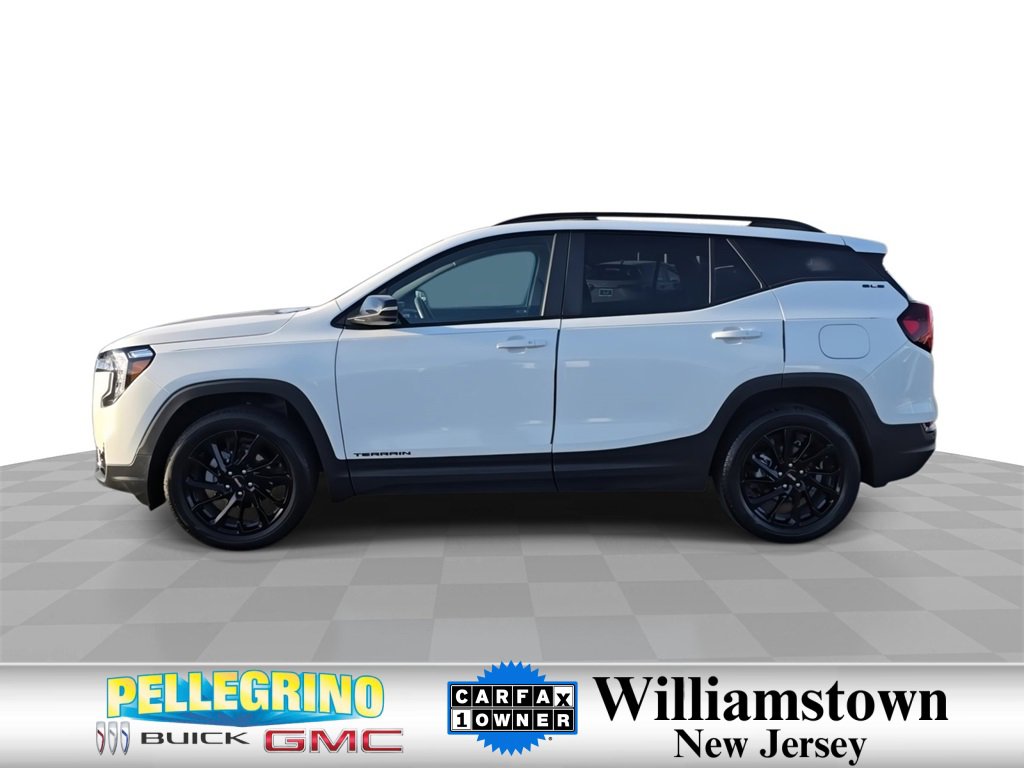2024 Gmc Terrain SLE photo 2