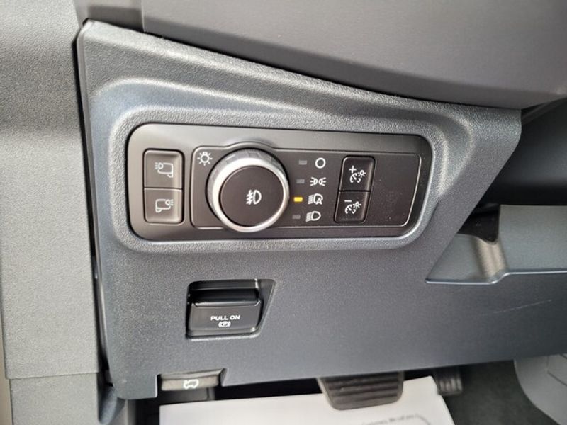 2025 Ford Bronco Outer Banks photo 27