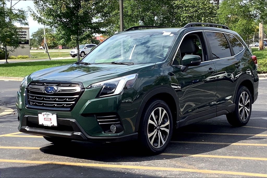 2022 Subaru Forester Limited photo 11