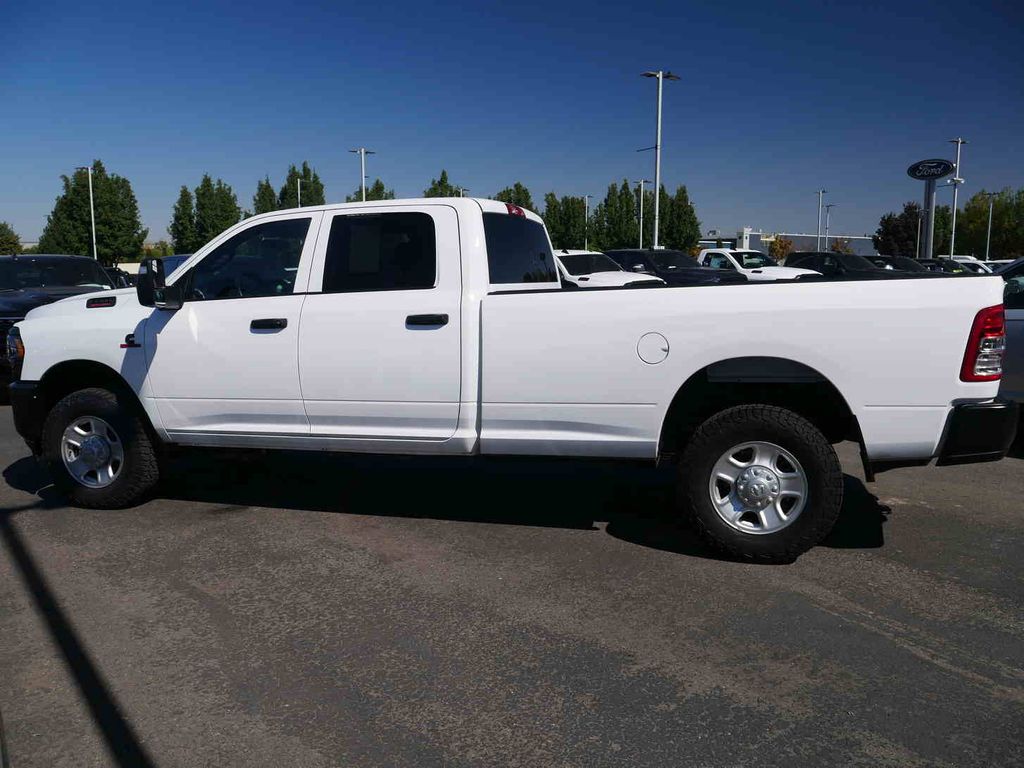 2024 Ram 3500 Tradesman photo 15