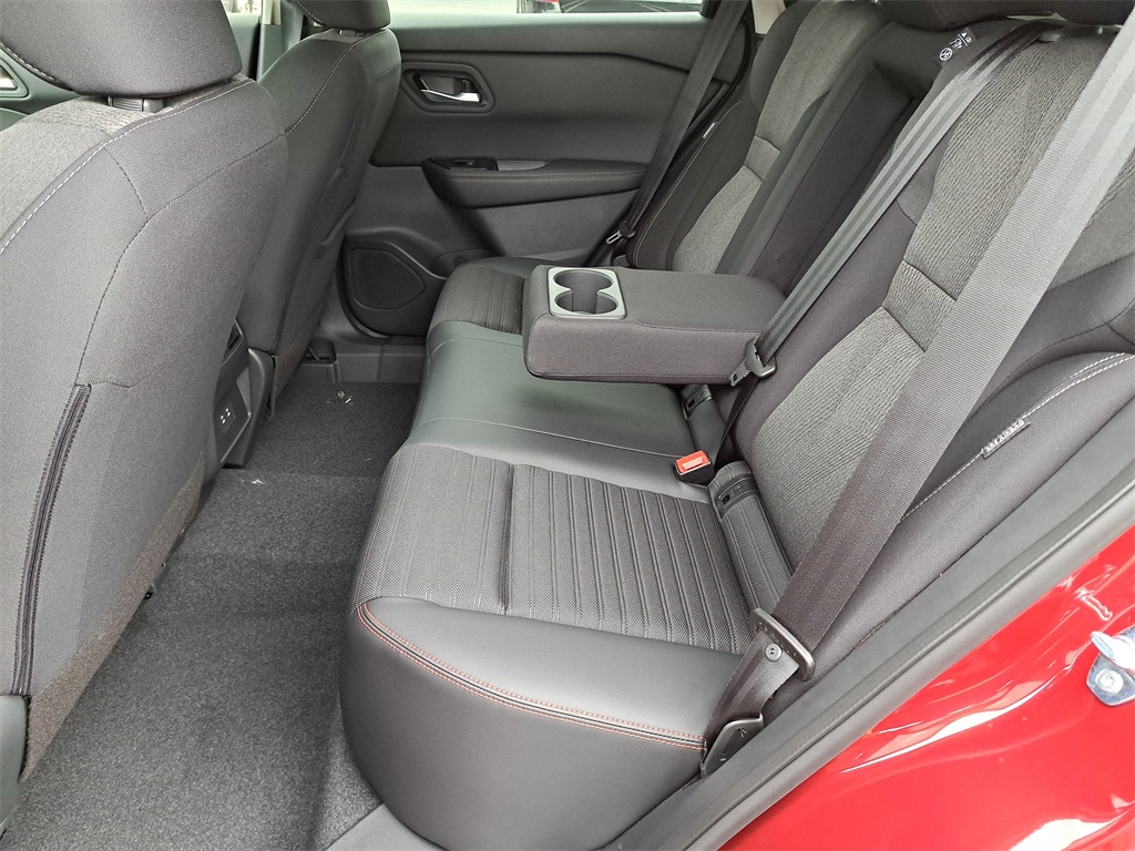 2026 Nissan Rogue SV photo 12