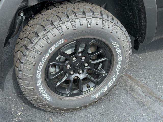 2025 Ram 1500 Rebel photo 4
