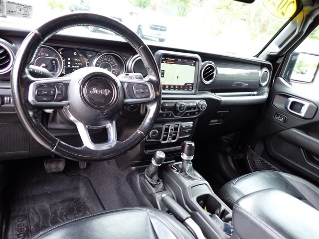2021 Jeep Wrangler Unlimited Sahara Altitude photo 16