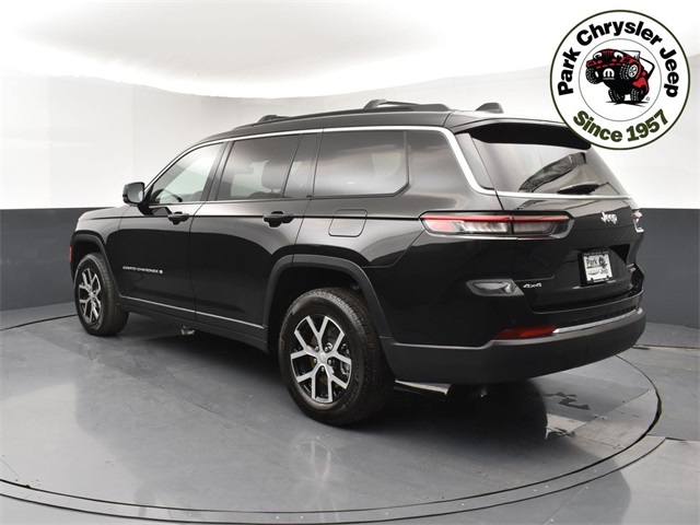 2025 Jeep Grand Cherokee Limited photo 4