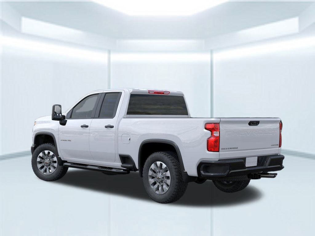 2026 Chevrolet Silverado 2500HD Custom photo 2